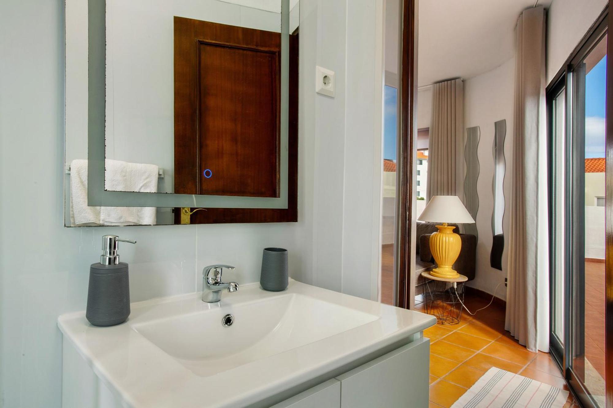 Apartamento Lolita Com Terraco Caniço Exterior foto